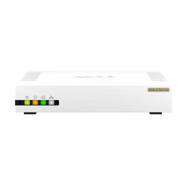 foto del prodotto qnap qhora 321 router cablato 2.5 gigabit ethernet bianco