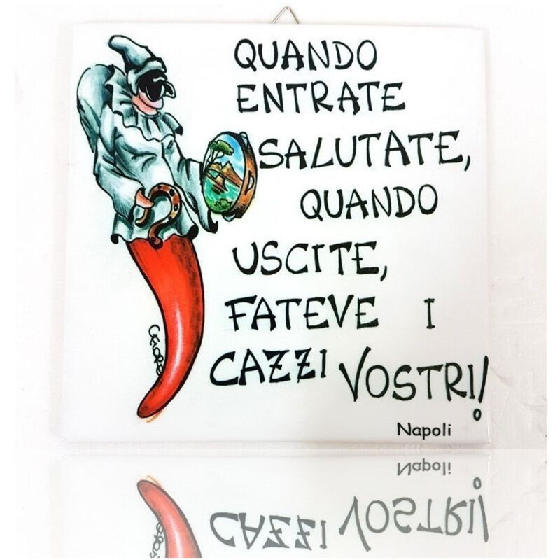 foto del prodotto quadretto piastrella decorativa porta fortuna ceramica quando entrate saluta trade shop traesio