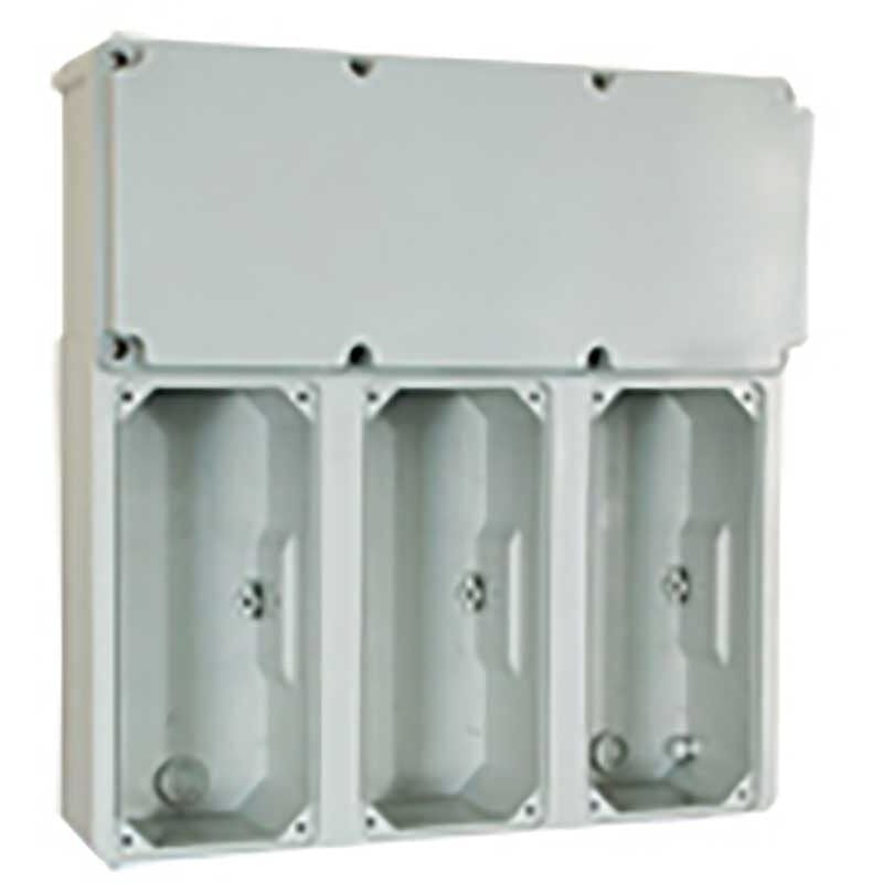 foto del prodotto quadro cieco palazzoli con 3 prese verticali ip66 579723
