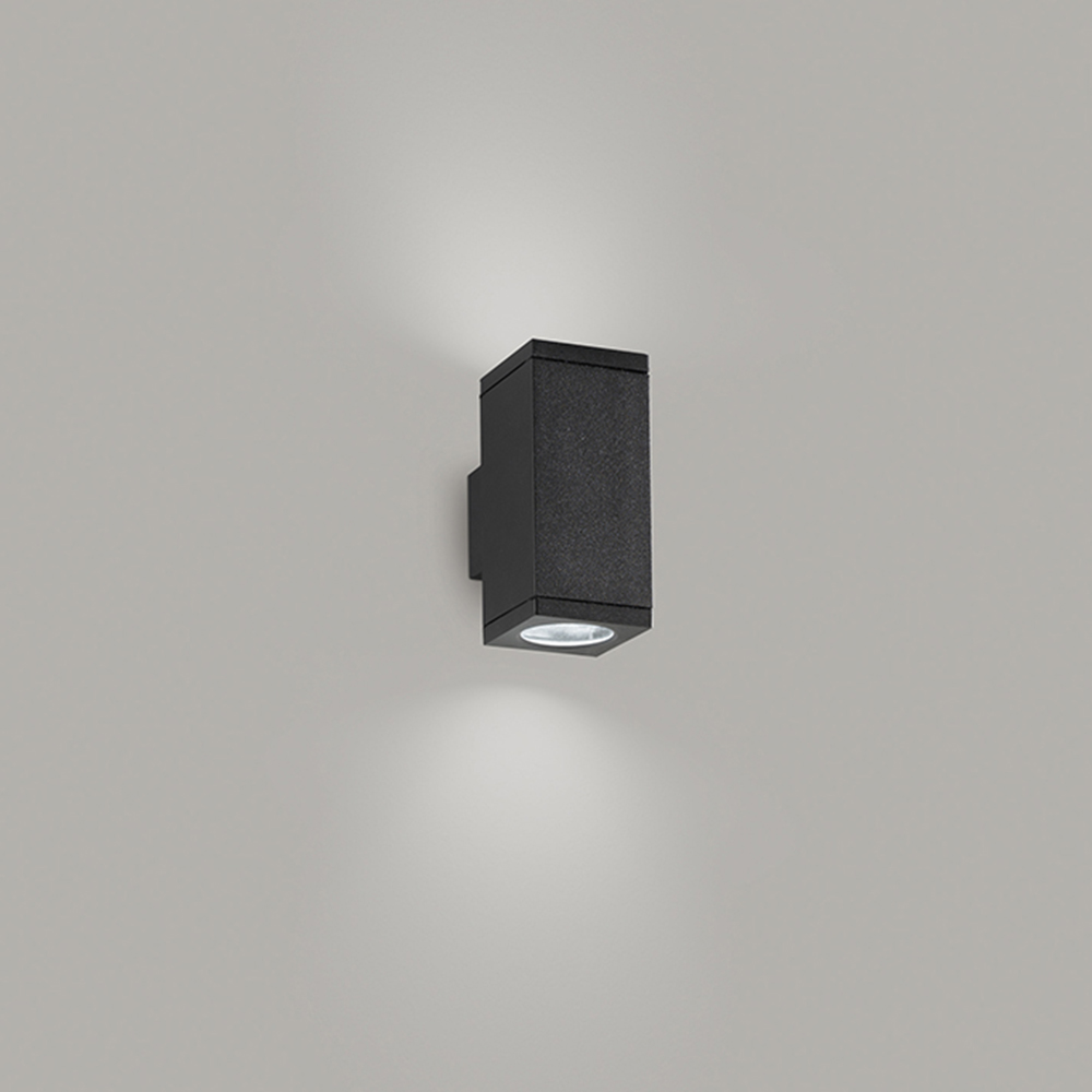 foto del prodotto quarondo applique 2 luci alluminio quadrato colore grafite doppia emissione attacco gu10