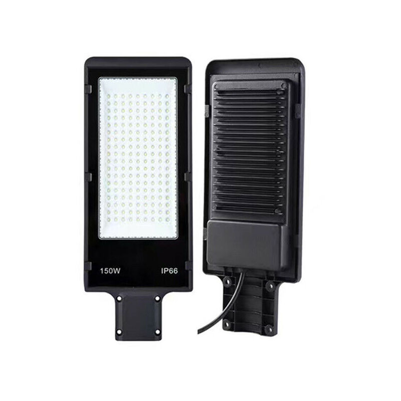foto del prodotto r g faro led smd stradale 150w lampione ip66 esterno luce bianco fredda 6500k a01481