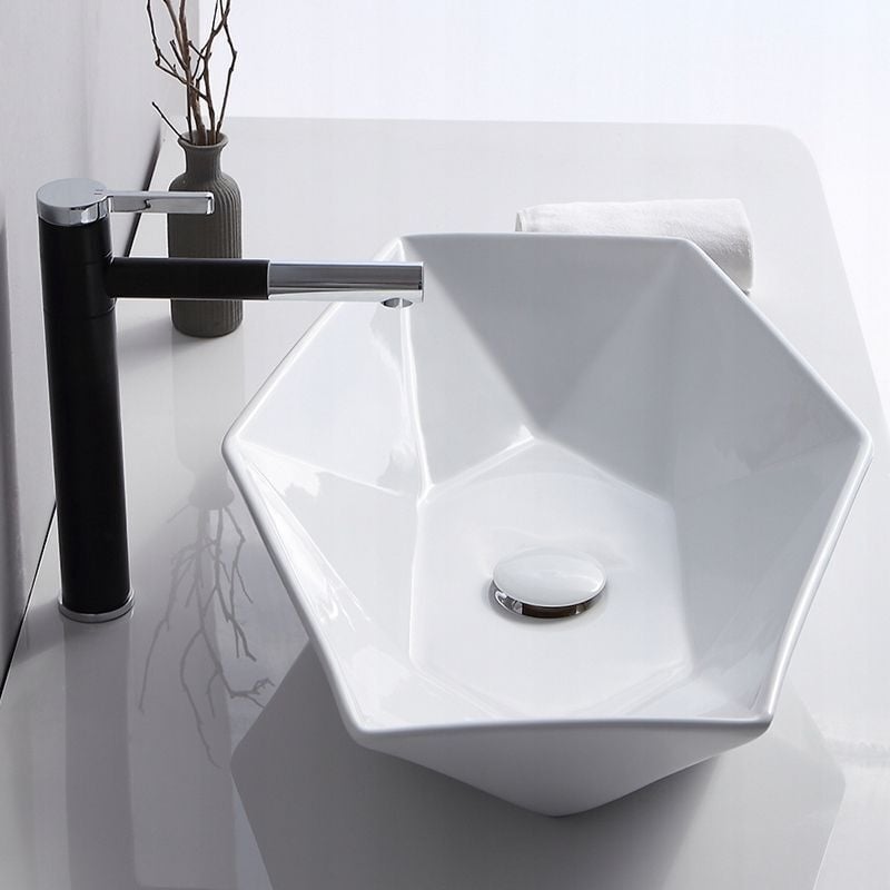 foto del prodotto rea lavabo da appoggio vegas white
