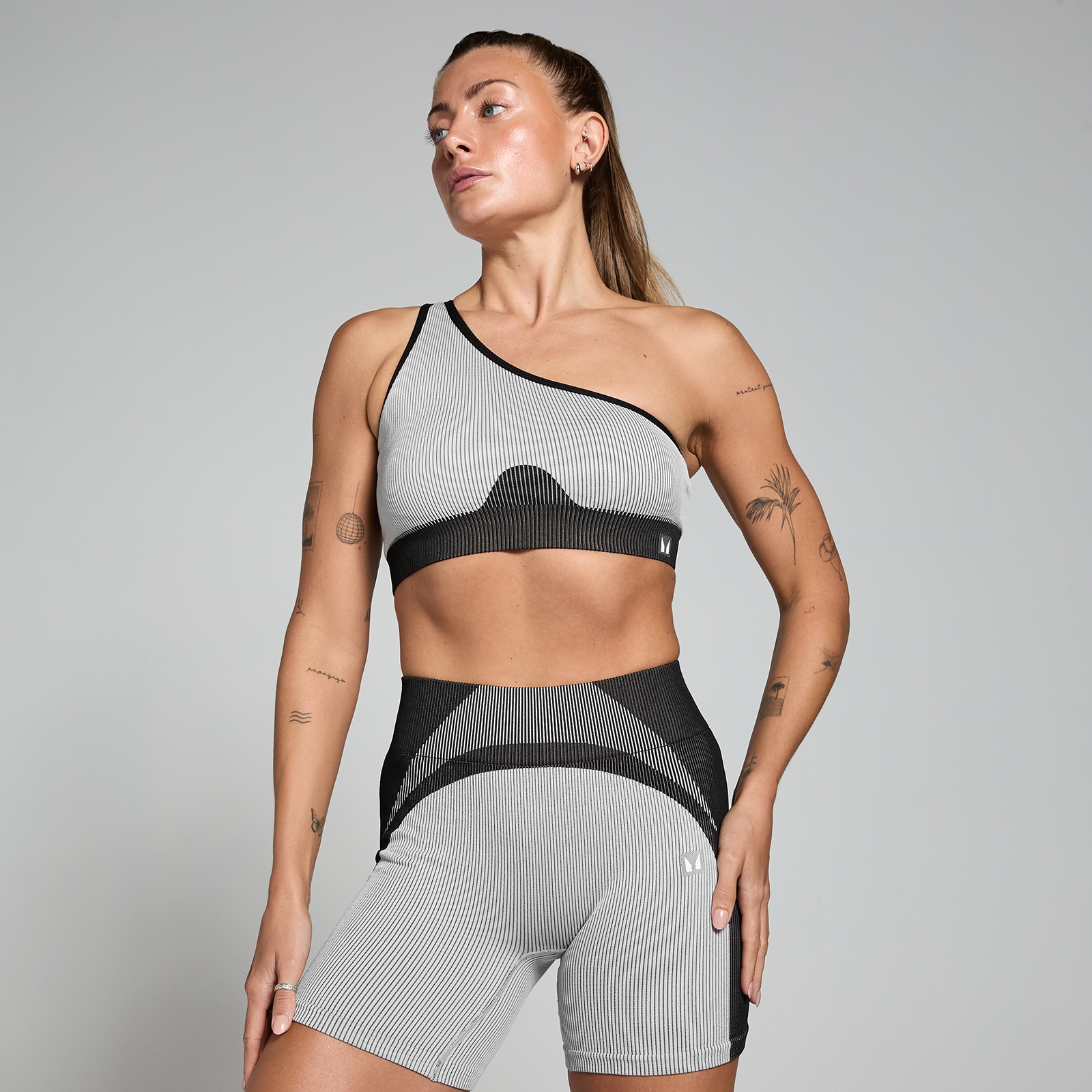 foto del prodotto reggiseno a costine a contrasto senza cuciture mp nero grigio xl