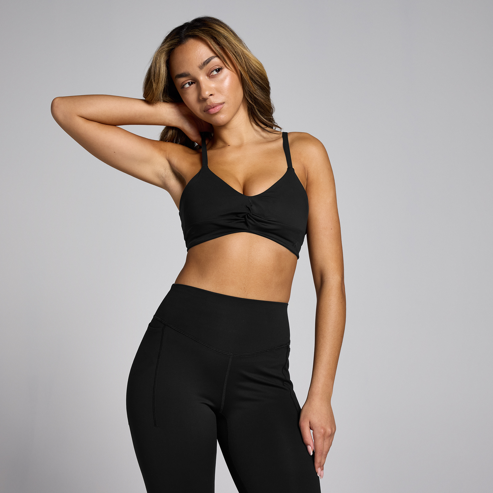 foto del prodotto reggiseno sportivo con intreccio frontale mp lifestyle nero s