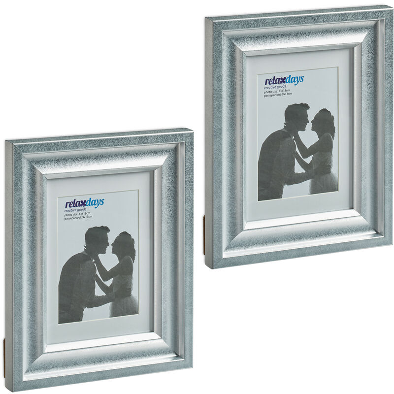 foto del prodotto relaxdays set 2 cornici portafoto, 13x18 cm, porta foto passpartout, verticale ed orizzontale, muro e tavolo, argentate