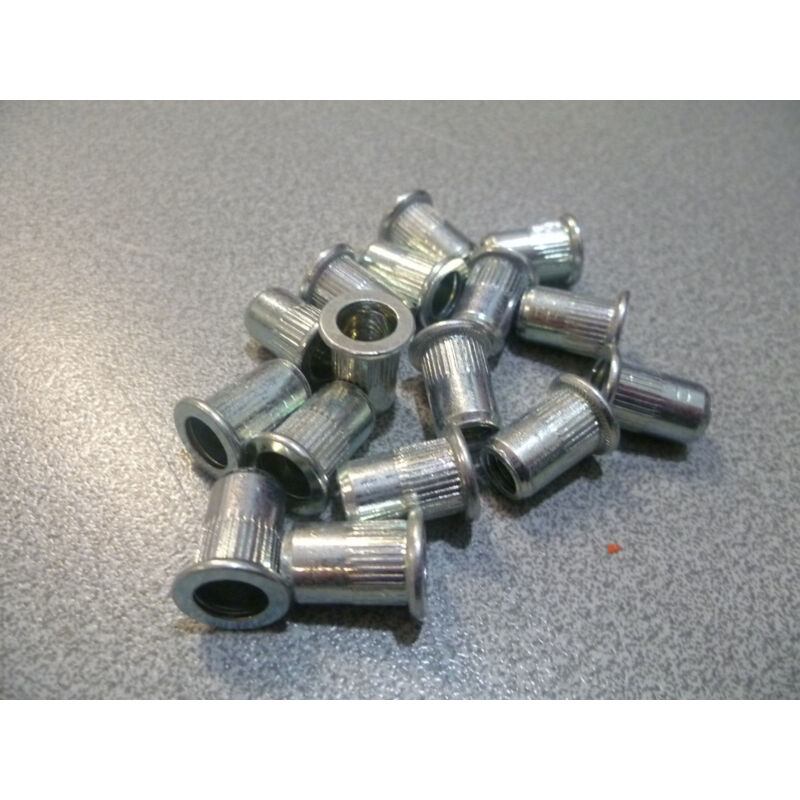 foto del prodotto rivetti acciaio filettati inserti bussole per rivettatrice far pz. 200 m4