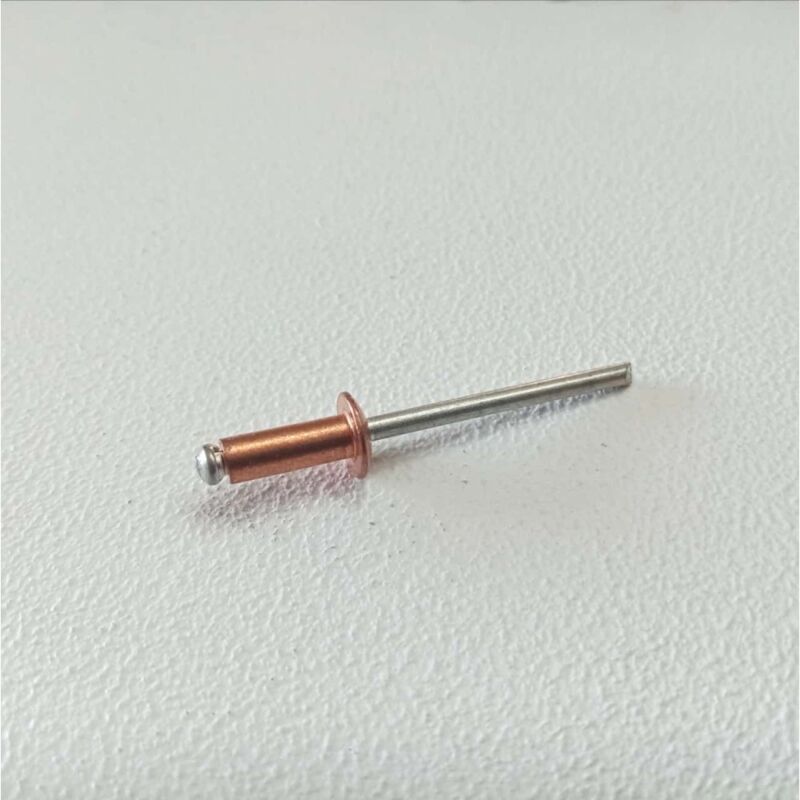 foto del prodotto rivetti rame 4,0x11mm 100pz modello a strappo