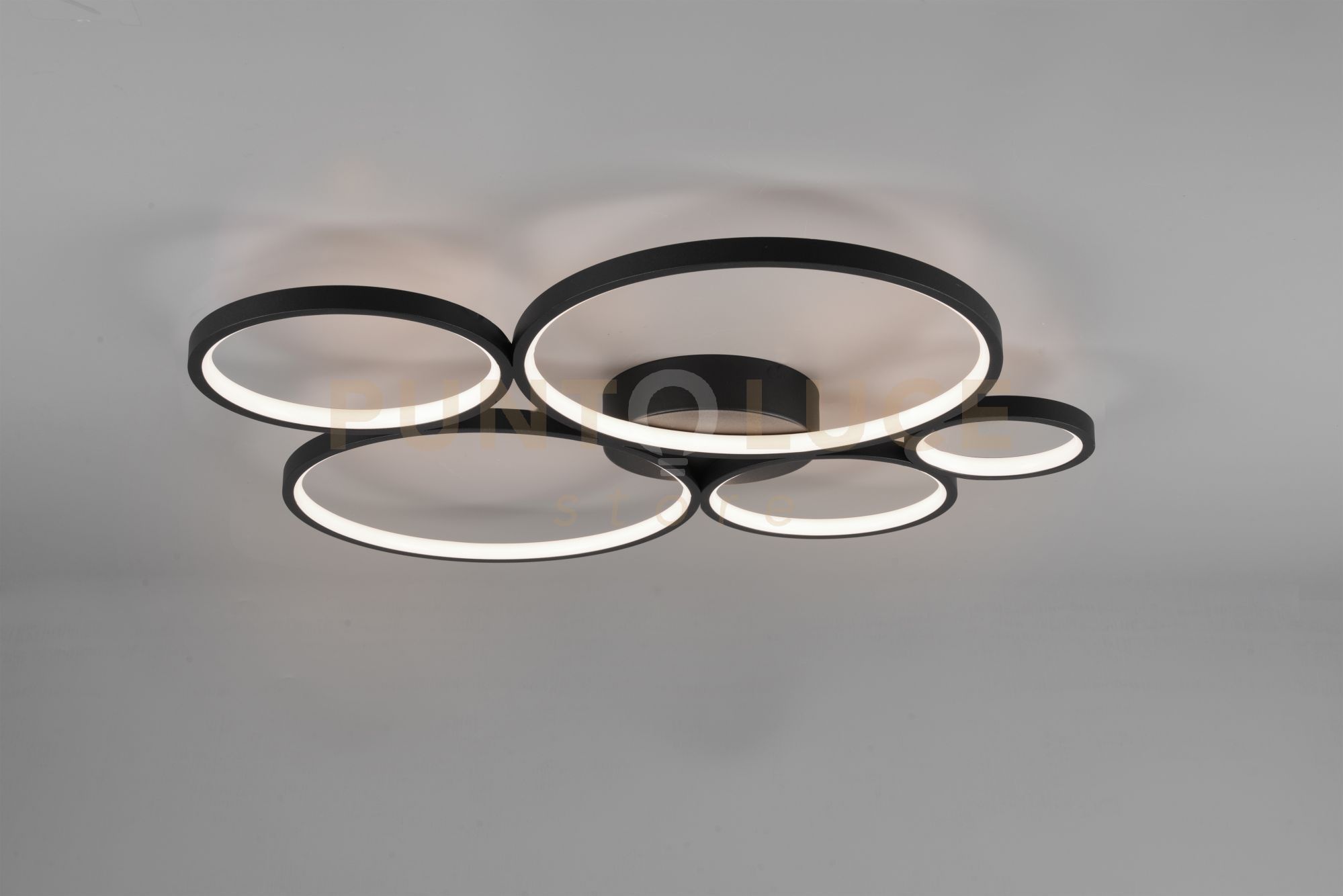 foto del prodotto rondo plafoniera led 49w 5800lm, 3000k 5 cerchi metallo nero opaco dimmerabile con interruttore a parete l. 59cm