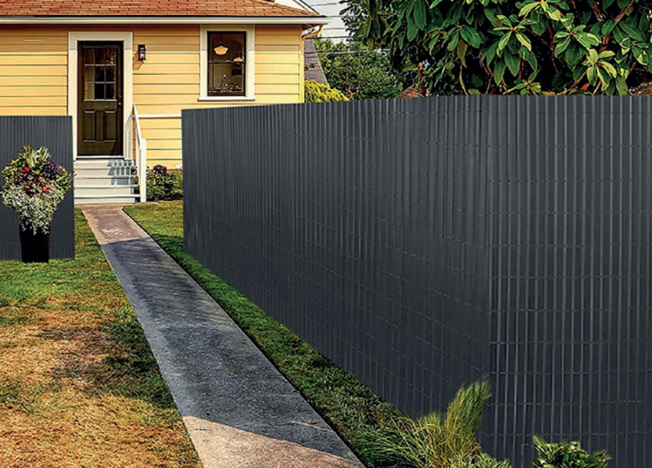 foto del prodotto rotolo arella pvc rete recinzione listelle frangivista da esterno - 100x500 - antracite