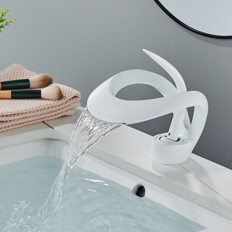 foto del prodotto rubinetti per cascata bagno,rubinetteria bagno lavabo con un design moderno,regolazione per l acqua calda e fredda,un miscelatore monocomando con