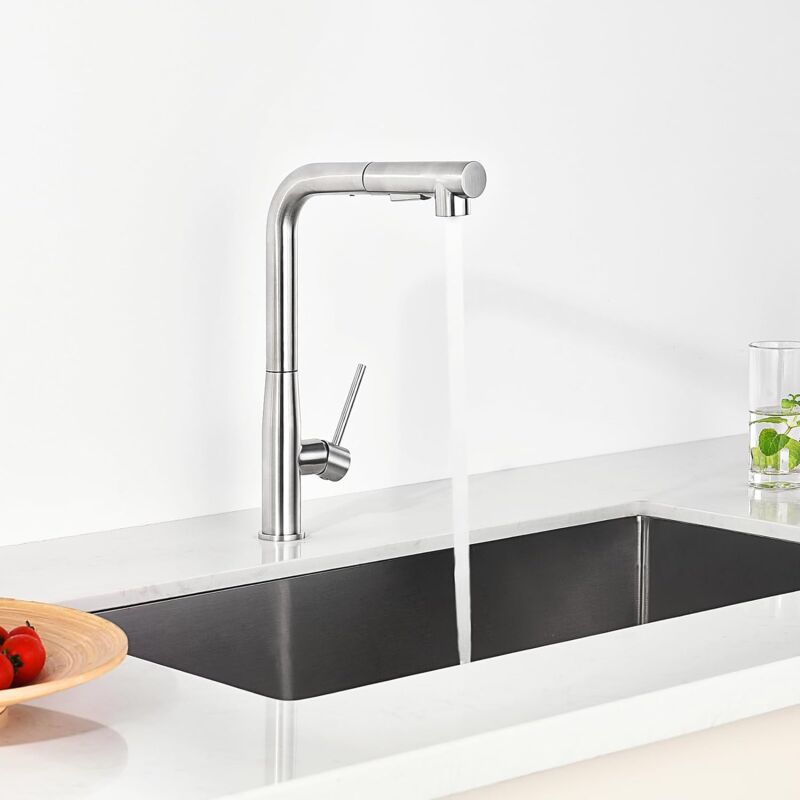 foto del prodotto rubinetto da cucina estensibile, rubinetto lavello girevole a 360 , miscelatore monocomando con doccetta a 2 modalit argento