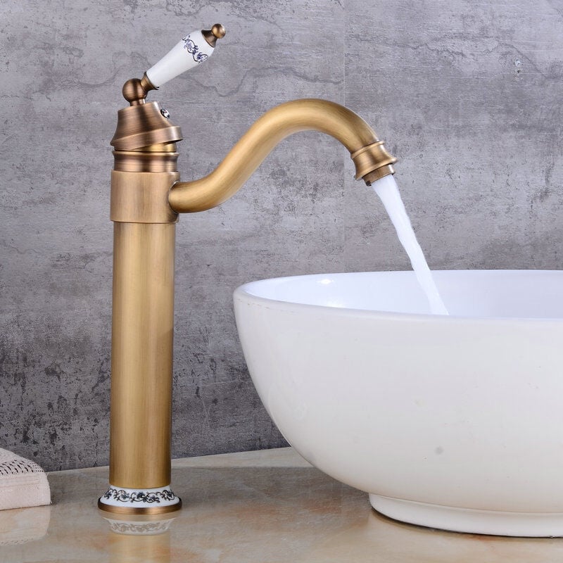 foto del prodotto rubinetto per lavabo alto in ottone macaron, rubinetto per bagno con miscelatore per lavabo girevole a 360 , miscelatore per lavabo regolabile per