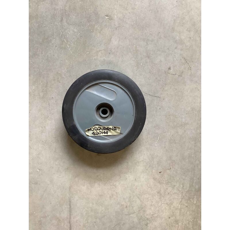 foto del prodotto ruota tagliaerba rasaerba tosaerba husqvarna 10120070