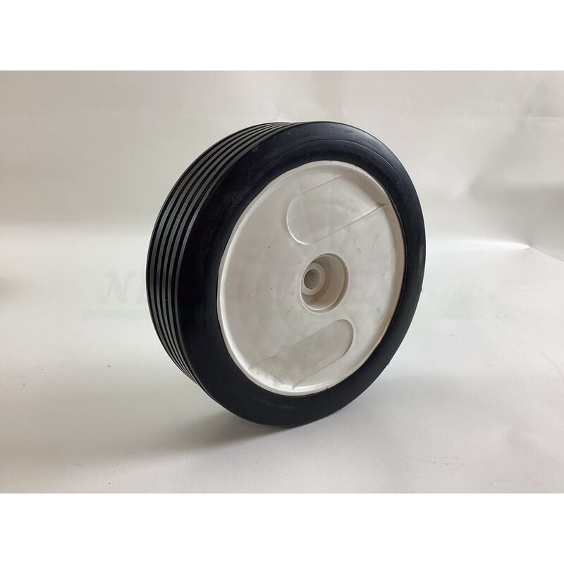 foto del prodotto ruota trazione rasaerba tagliaerba 190 mm 12,5 mm husqvarna marazzini 900052