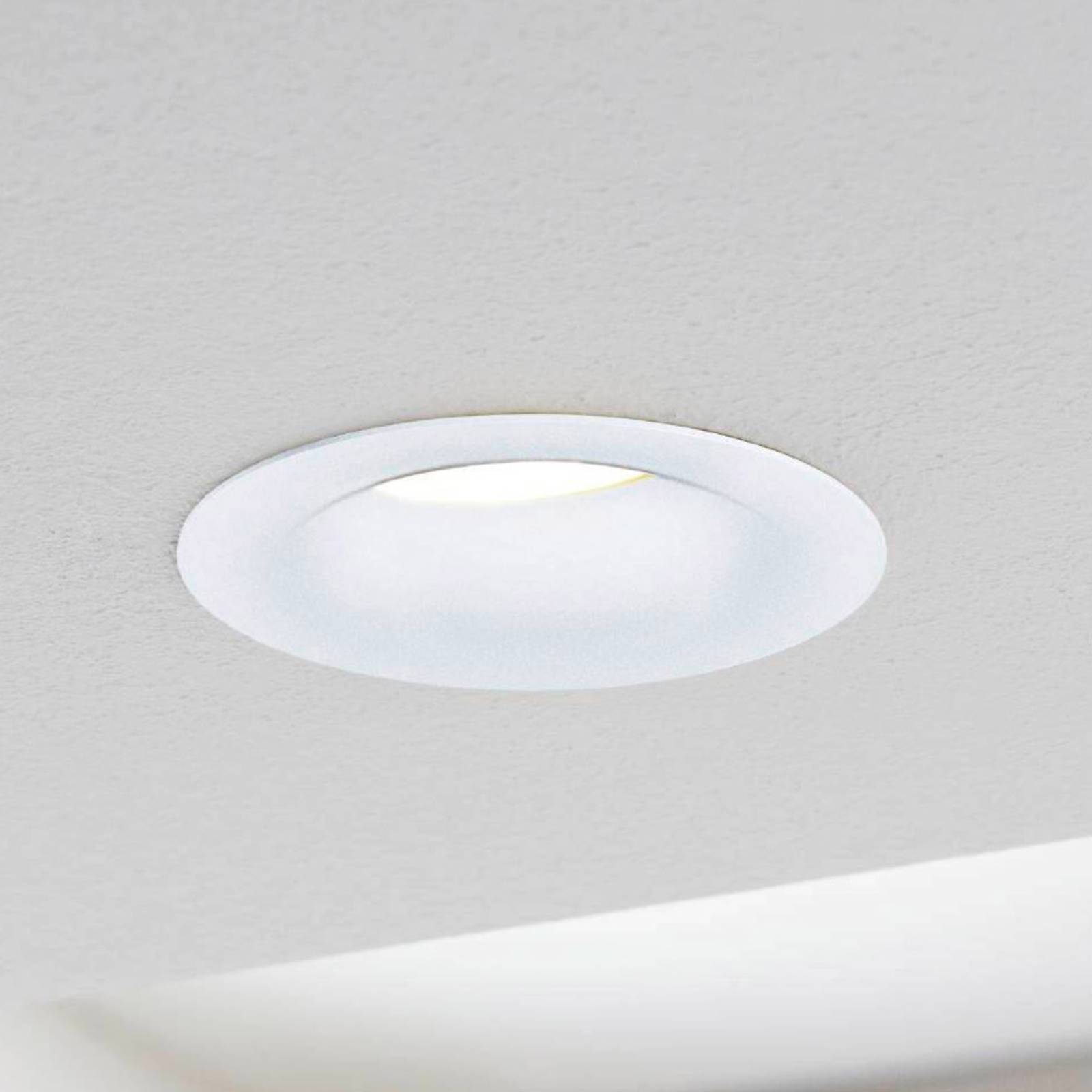 foto del prodotto saliceto lampada led da incasso in alluminio bianco 6w dn. 88 mm. 2700k 380lm 98243 eglo