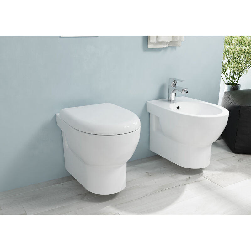 foto del prodotto sanitari abe sospesi senza brida cm. 35x50 con sedile softclose