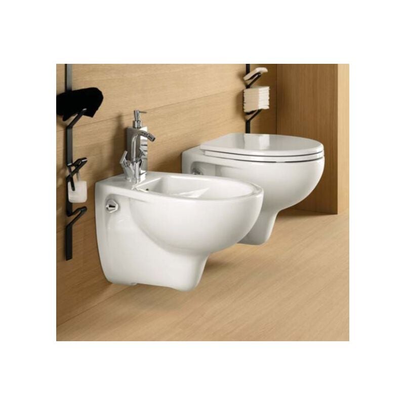 foto del prodotto sanitari bagno sospesi geberit serie colibr 02 vaso sedile e bidet