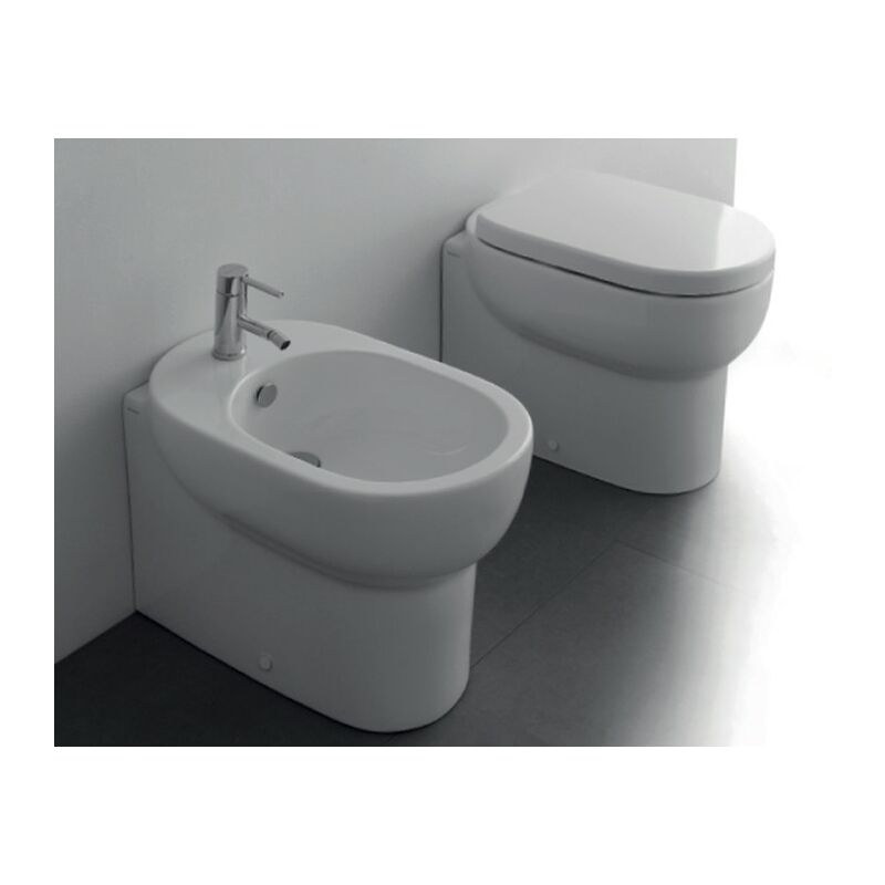foto del prodotto sanitari m2 filomuro scarico traslato cm. 55x35 con sedile
