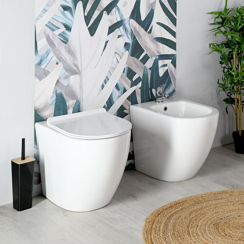 foto del prodotto sanitari traslati filomuro moderni 36 x 52 con copriwater one