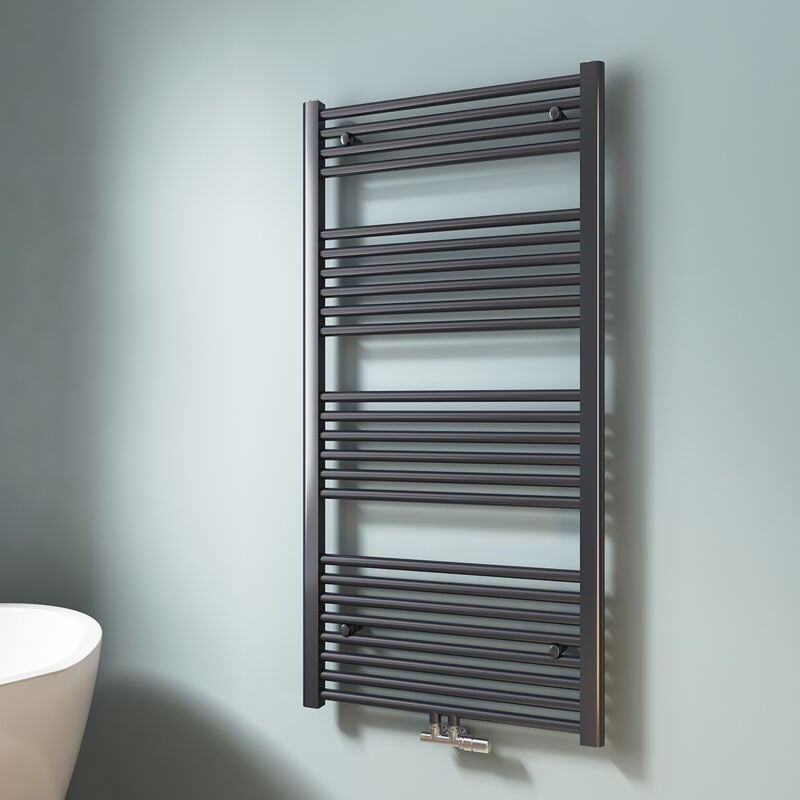 foto del prodotto scaldasalviette ad acqua calda, radiatore scaldasalviette con collegamento centralizzato antracite 120x60cm 598 watt emke