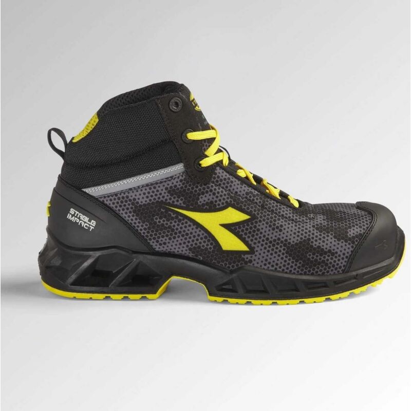foto del prodotto scarpe alte diadora utility shark stable s3, misura 40 nero