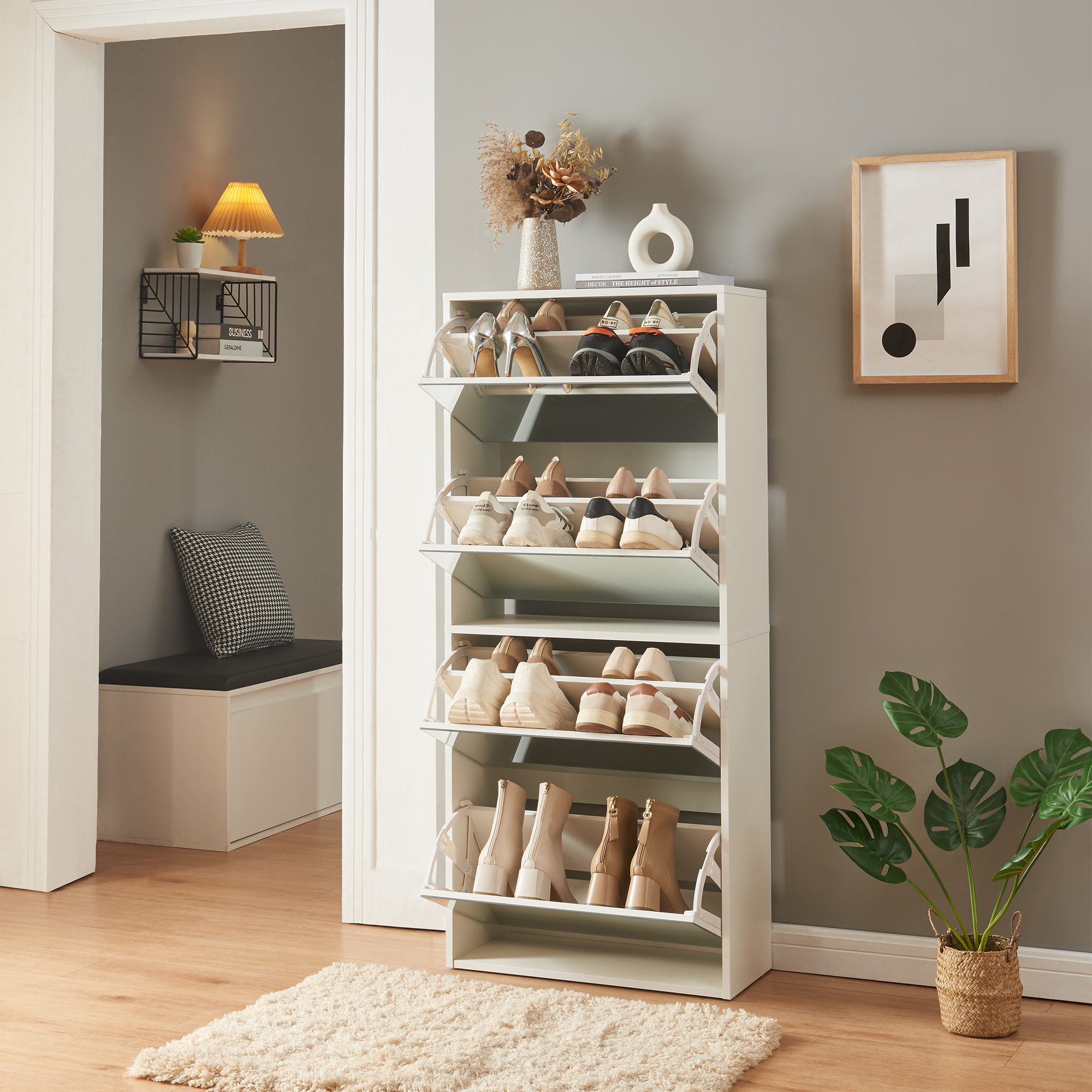 foto del prodotto scarpiera stretta lund con ante a specchio e 4 contenitori ribaltabili bianco en.casa 