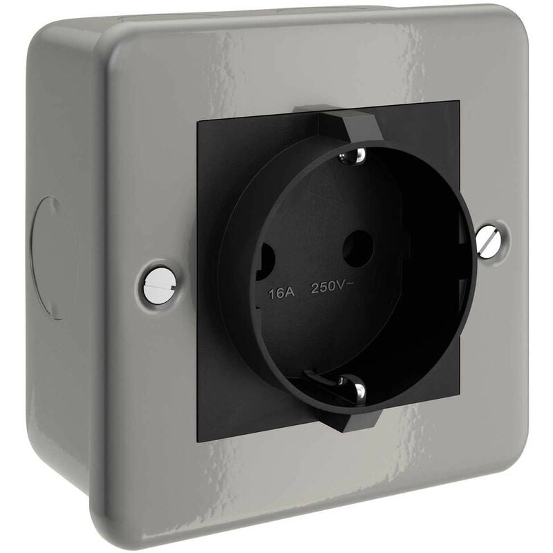 foto del prodotto scatola da parete creative cables italia con presa schuko in metallo ctbox ger