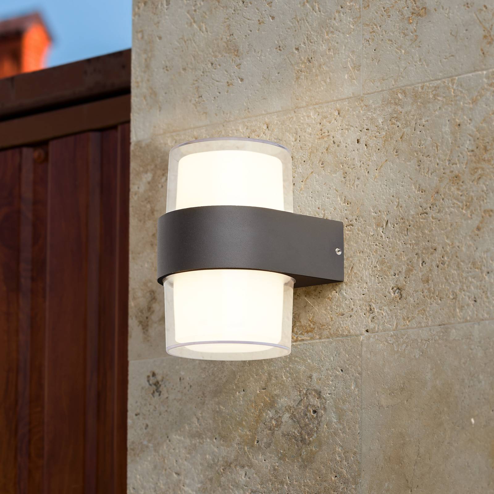 foto del prodotto searchlight applique da esterni led pittsburgh faretto luce indiretta, nero, rotondo