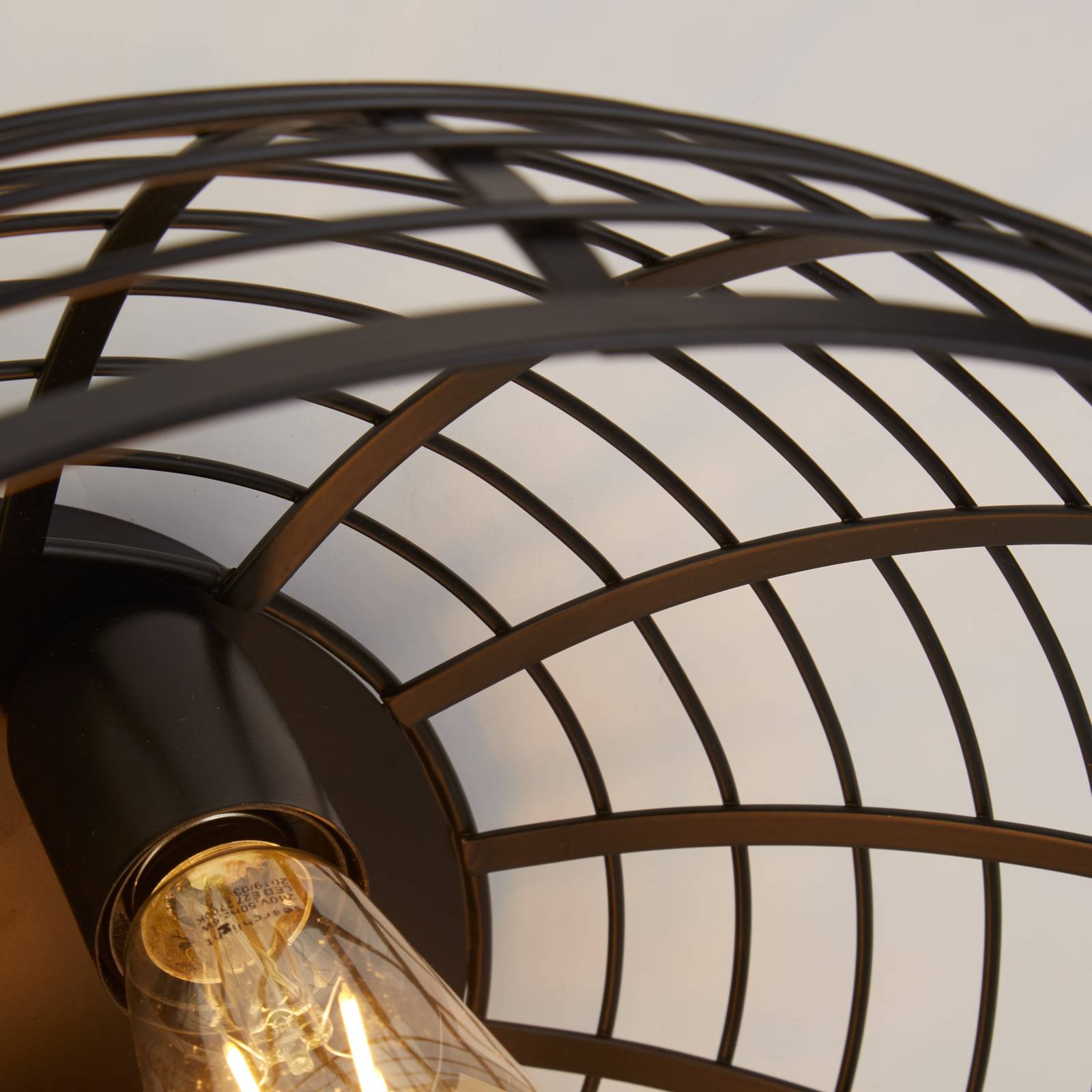 foto del prodotto searchlight plafoniera cage ii 3 luci in design a gabbia