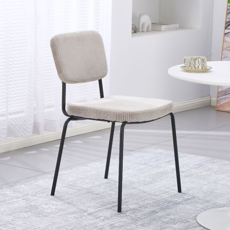 foto del prodotto sedia imbottita colore taup con gambe metallo nere 45x55x83h cm lusys