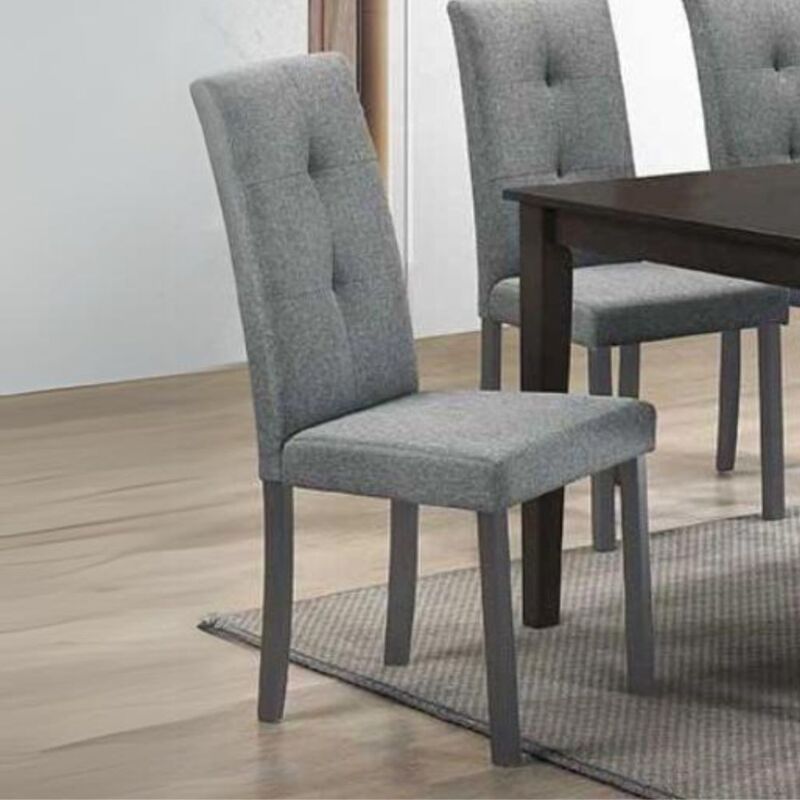 foto del prodotto sedia imbottita con struttura in legno e tessuto grigio eric