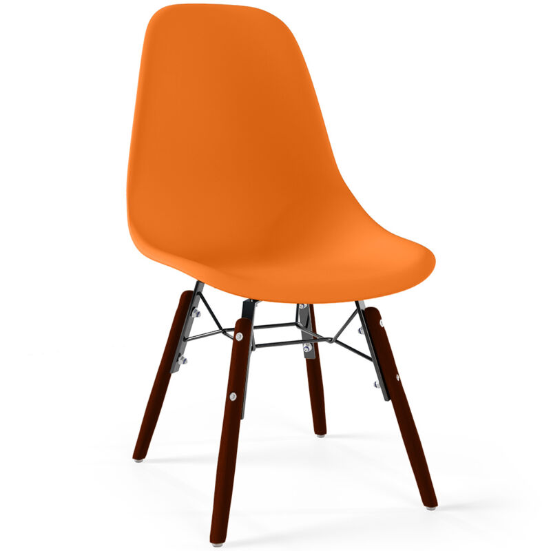 foto del prodotto sedie per bambini design scandinavo gambe in legno scuro sk gur arancione