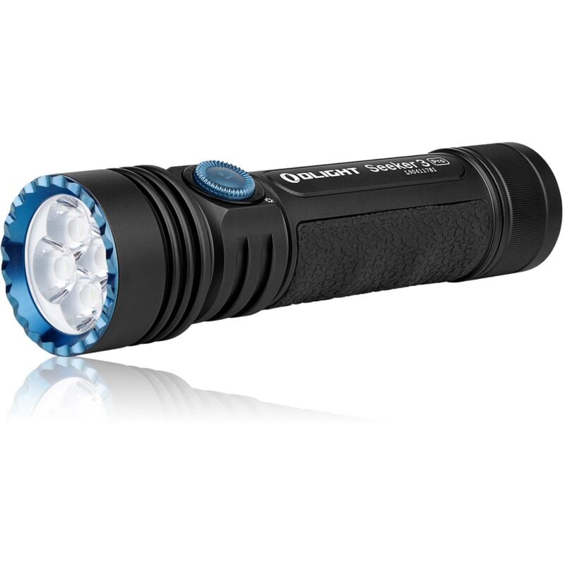foto del prodotto seeker 3 pro torcia a led ricaricabile torcia 4200 lumen comoda e potente, batteria da 3,6 v, portata fino a 250 m, impermeabile 2m, torcia per