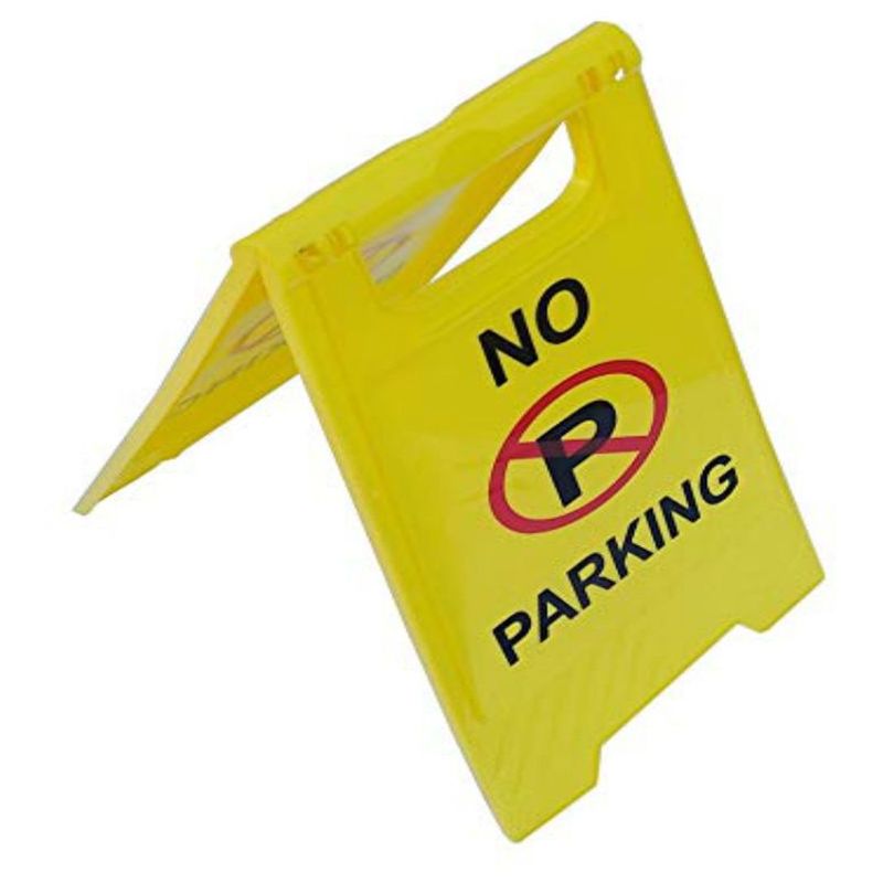 foto del prodotto segnale stradale in plastica ripiegabile e portatile di vietato parcheggio con scritta no parking 