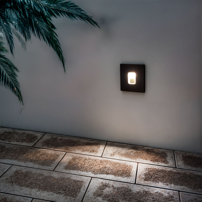 foto del prodotto segnapasso da esterno led 2w da incasso a parete quadrato grigio grasset bianco naturale 4000k