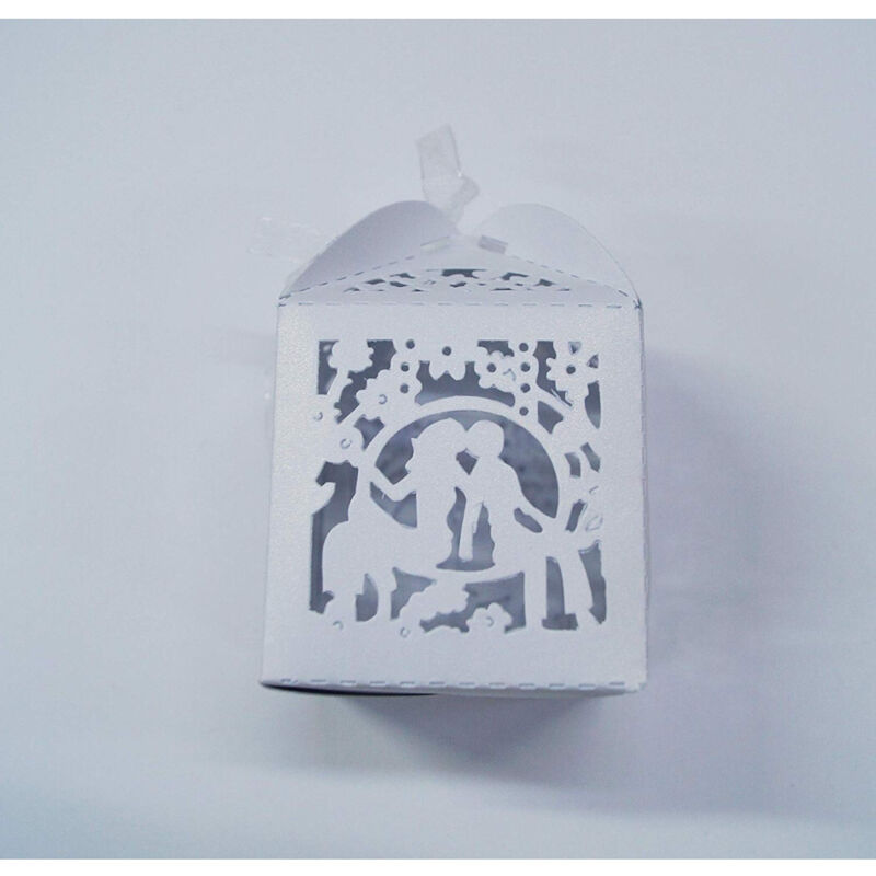 foto del prodotto set 12 pezzi bomboniera bomboniere scatola sposi bianco 5.5x5.5x8cm matrimonio trade shop traesio