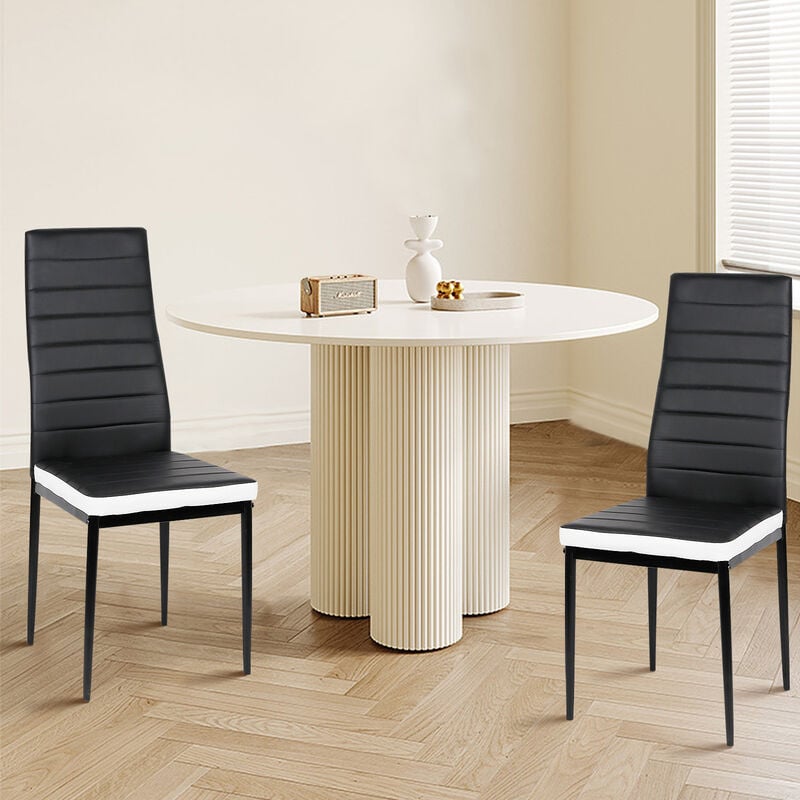 foto del prodotto set 2 sedie imbottite per sala da pranzo con rivestimento in similpelle haloyo principale nero e secondario bianco