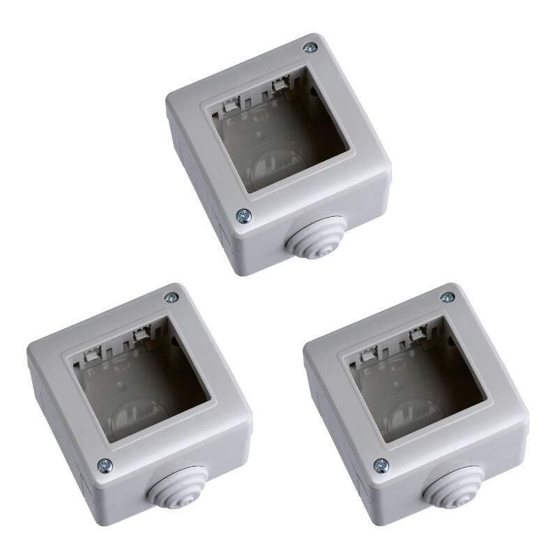 foto del prodotto set 3 custodie 2p ip40 compatibili con serie matix gloca