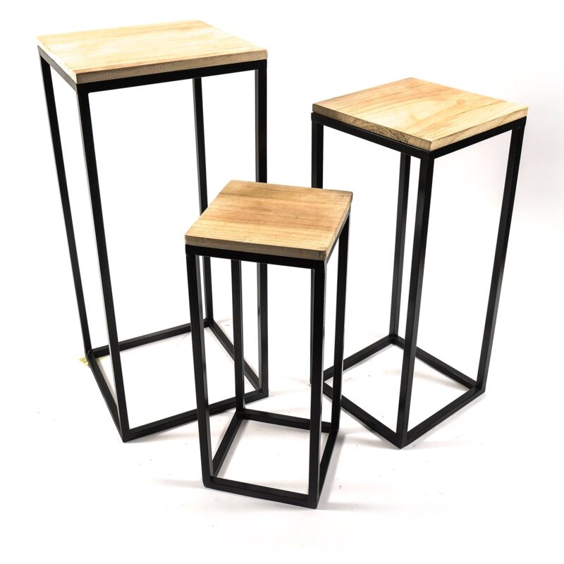 foto del prodotto set 3 tavolini in metallo e legno per arredamento interno ed esterno rettangolare basso