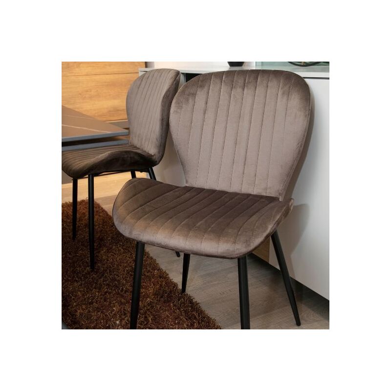 foto del prodotto set 4 sedie in velluto vintage margot marrone scuro