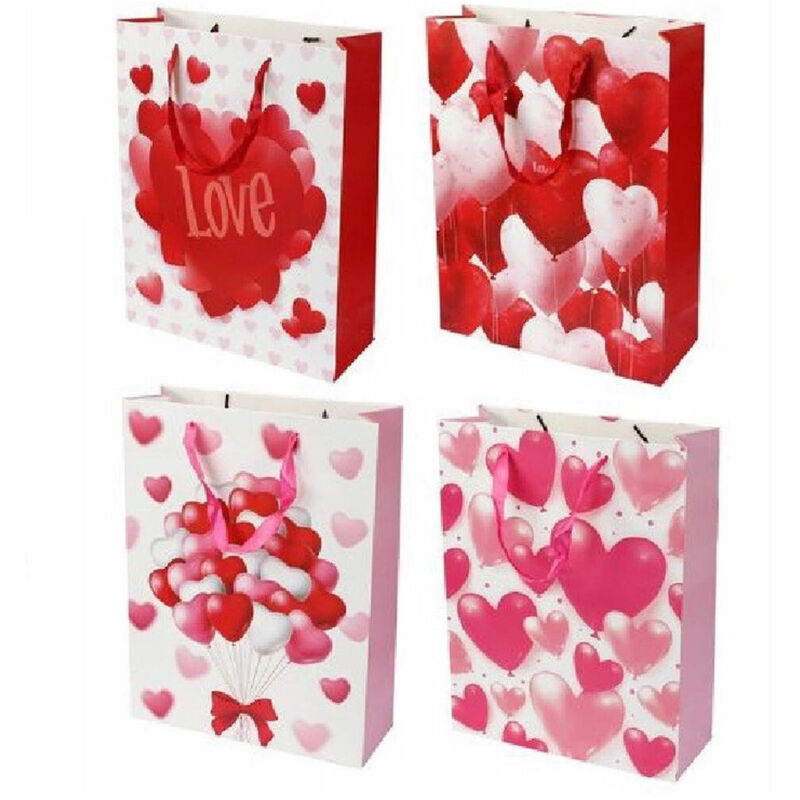 foto del prodotto set 6 buste da regalo per san valentino cuori 18x23x8.5cm 71091 modelli assortiti trade shop traesio