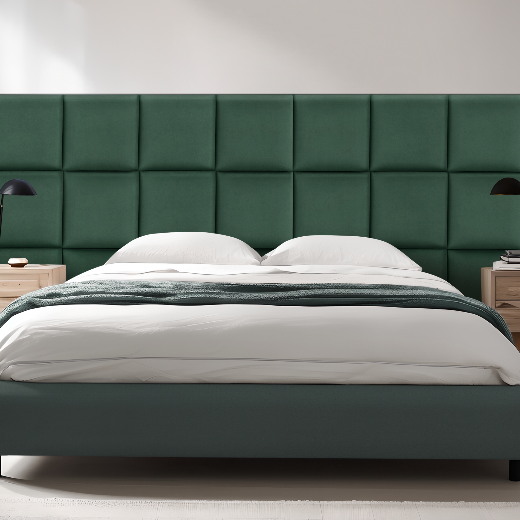 foto del prodotto set carpino di 4 pannelli murali imbottiti rivestiti in tessuto velluto verde scuro 30x30 cm neu.haus 