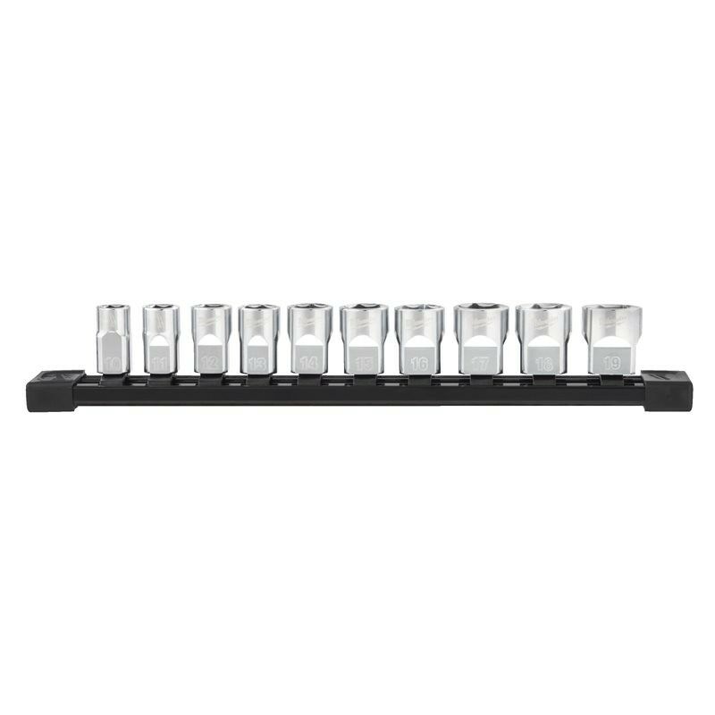 foto del prodotto set di 10 bussole esagonali da 3 8 finitura cromata milwaukee 4932492507