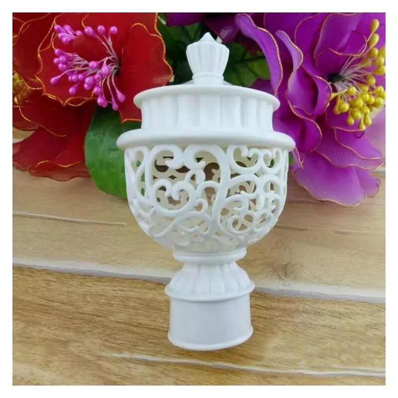 foto del prodotto set di 6 terminali decorativi in plastica per aste per tende da 26 28 mm di diametro lanterna bianca cava bebusingoto