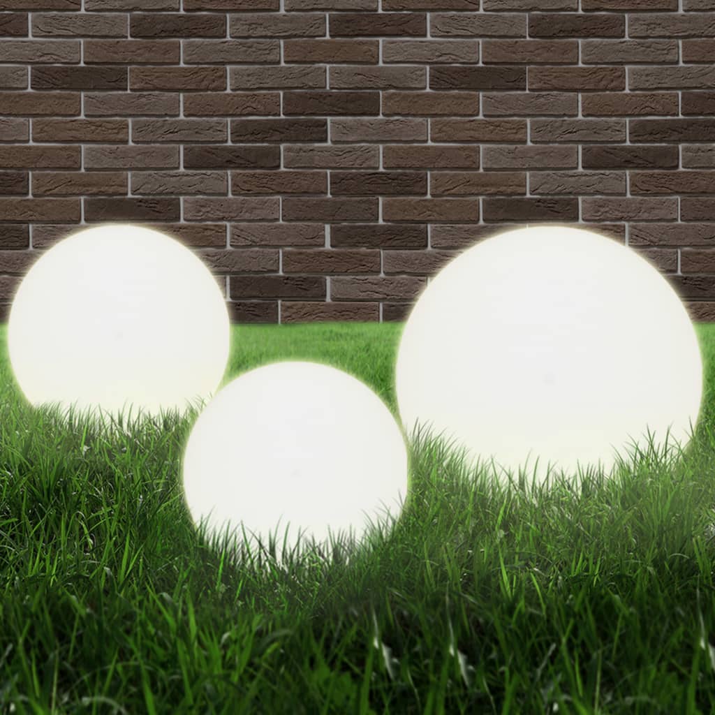 foto del prodotto set lampade a led sferiche 3 pz in pmma 20 30 40cmcod mxl 97276