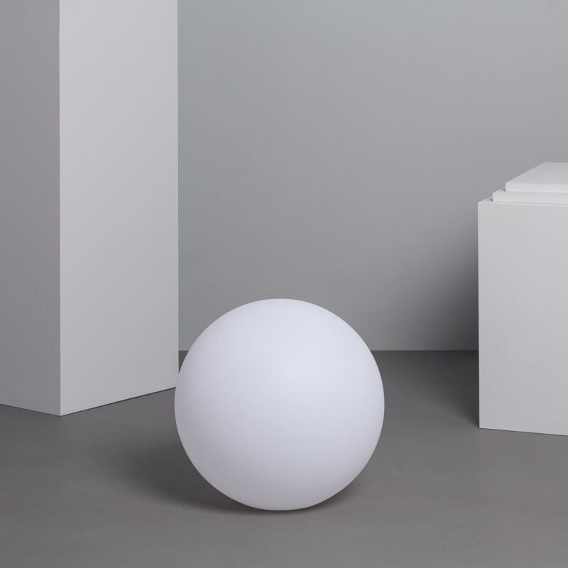 foto del prodotto sfera led rgbw ip65 40cm ricaricabile