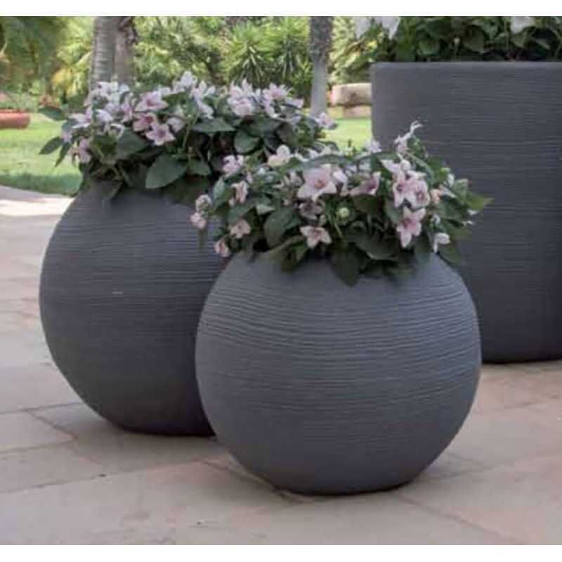 foto del prodotto sfera rigata shabby 30 ghisa
