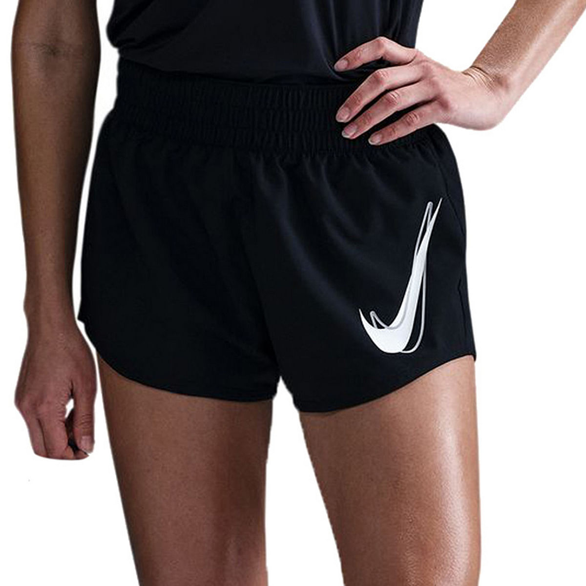 foto del prodotto short dri fit one swoosh donna