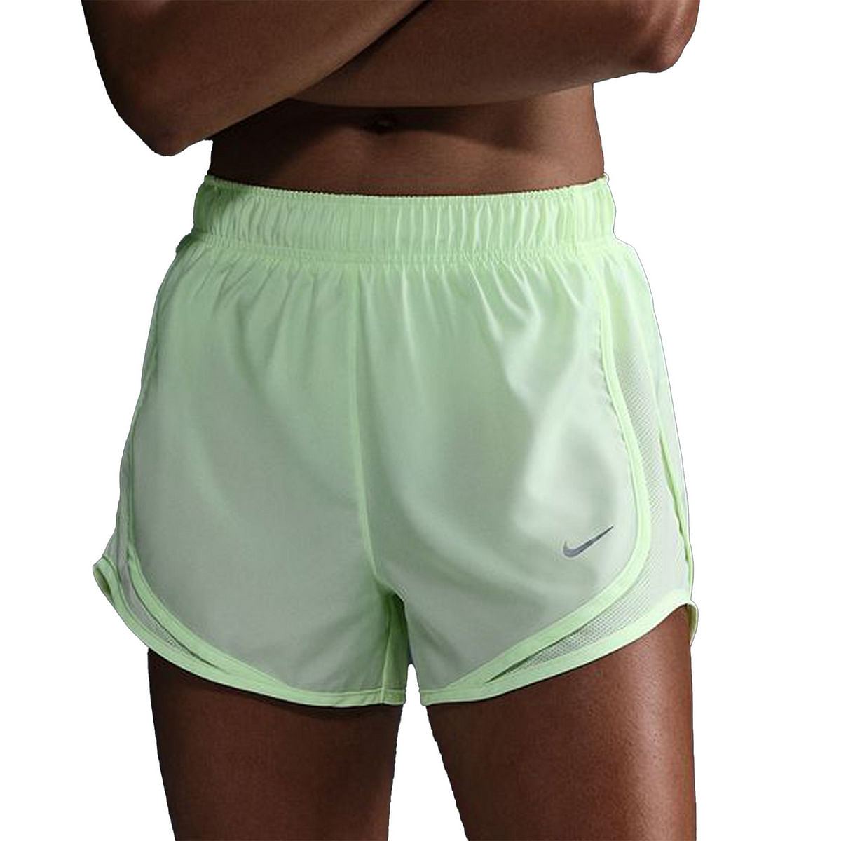 foto del prodotto short dri fit tempo donna
