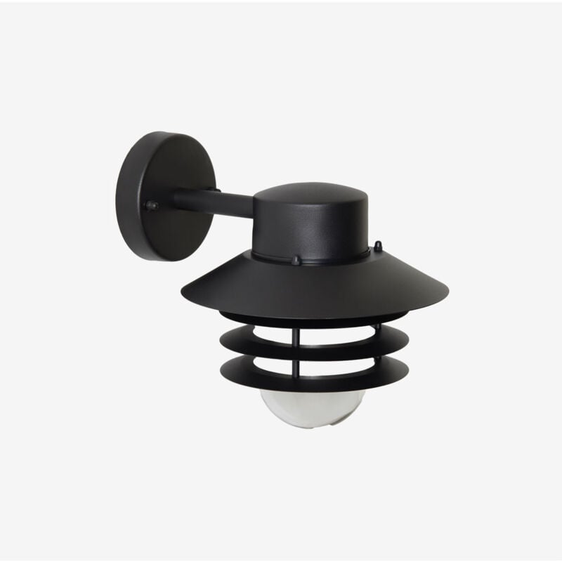 foto del prodotto sklum lampada da parete per esterno uvona in acciaio inox